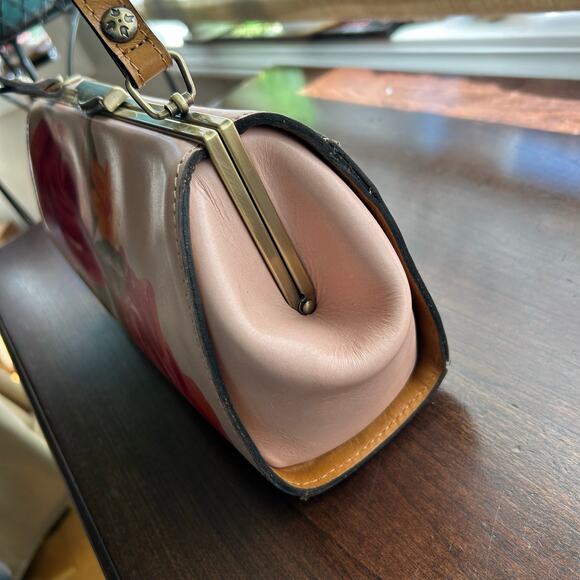 Patricia Nash Floral Crossbody Bag - Red and Green - Picture 8 of 15